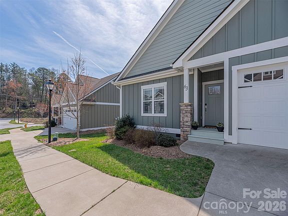 3rd image of 63 Leyland Cir
