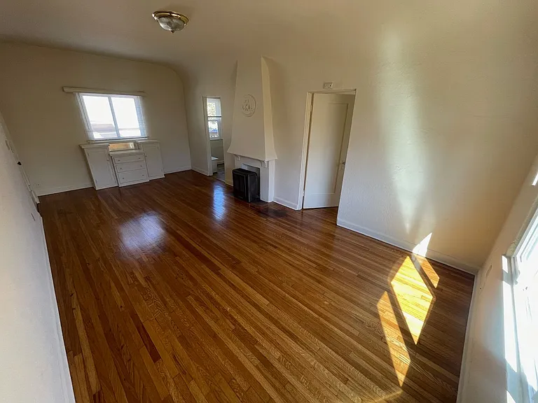 3947-3959 3rd Ave #EL — Photo 4