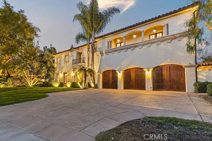 7 bed, 6826 sqft, $21,950 — Photo 4