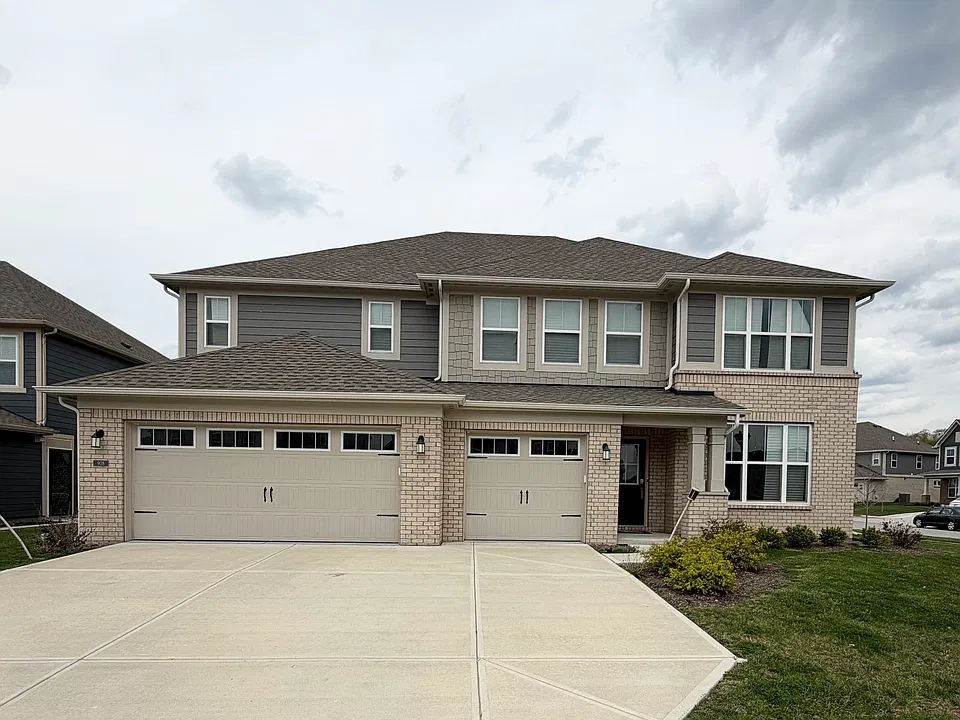 908 Edmonds Pl