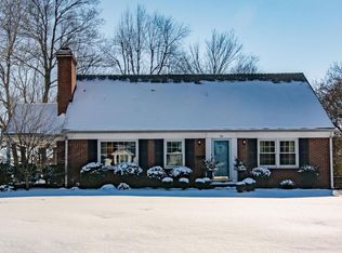 56 Sterling Rd, Louisville, KY 40220