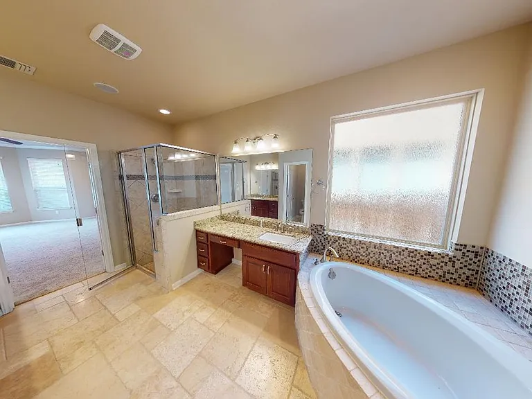 5705 Lipan Apache Bnd — Photo 27