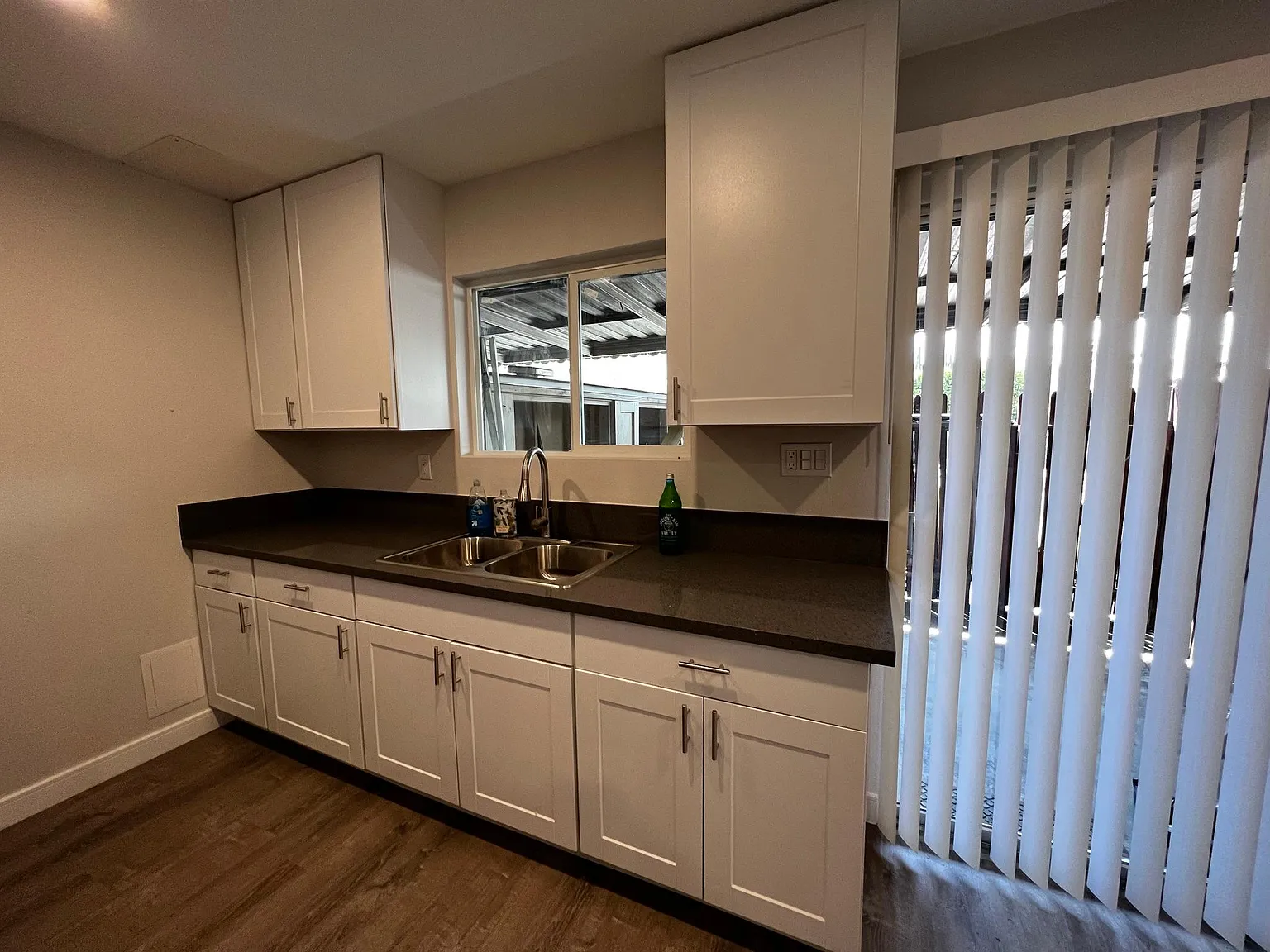 2 bed, 1275 sqft, $2,995 — Photo 4