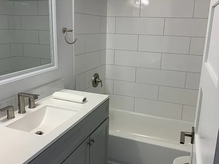 1315 S 9th St #B — Photo 7