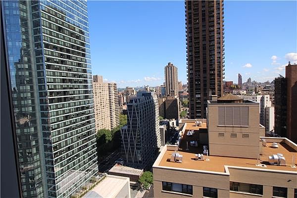 1st image of 160 W 66th St APT 33C