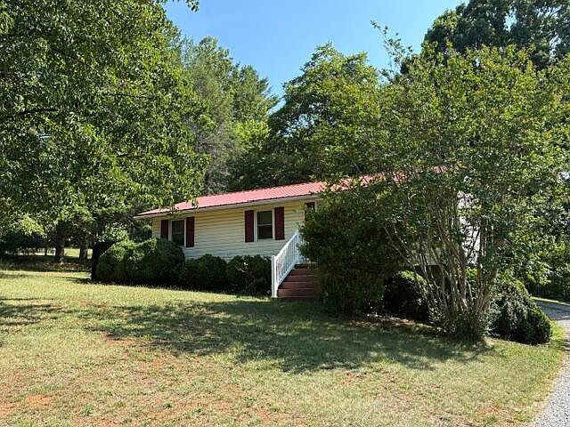 1st image of 1135 Taylor Mountain Rd