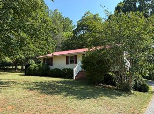 1135 Taylor Mountain Rd, Thaxton, VA 24174
