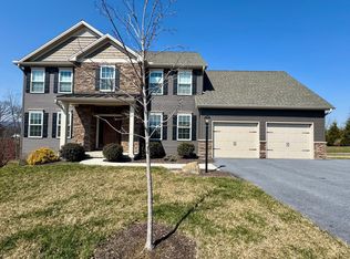 316 White Birch Ln, Harrisburg, PA 17112