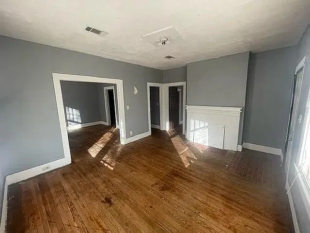 350 Vardaman St. — Photo 3