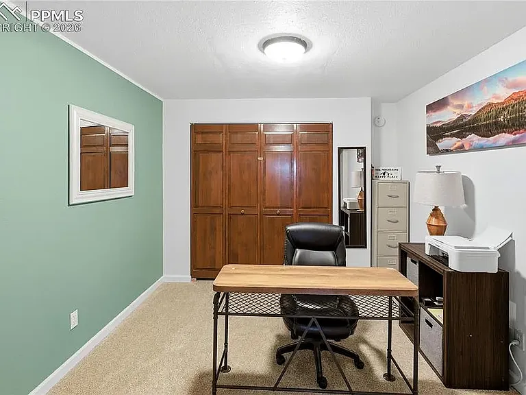 175 Piney Point Ln — Photo 18