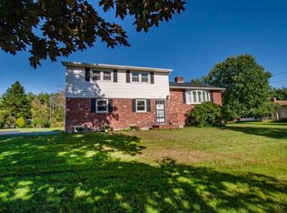 608 Hooksett Rd, Auburn, NH 03032