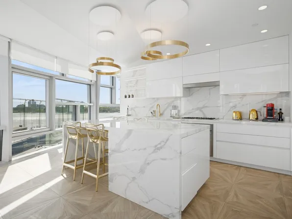 100 Eleventh Avenue image 6 of 20