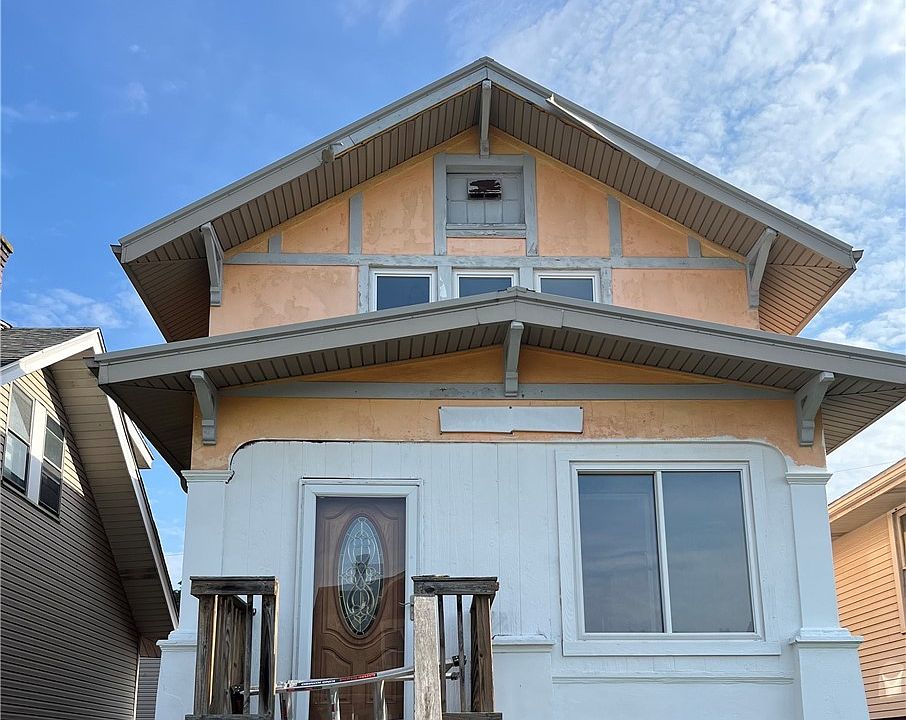 1st image of 26 2nd St