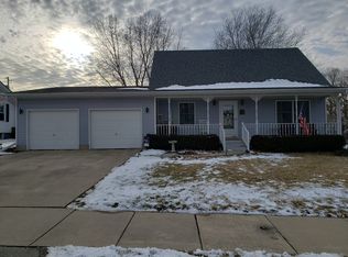 429 S Washington St, Forsyth, IL 62535