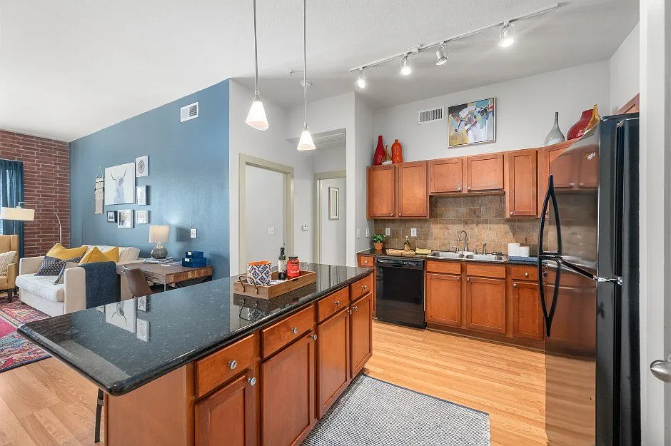 Galleria Parc Apartments — Photo 4