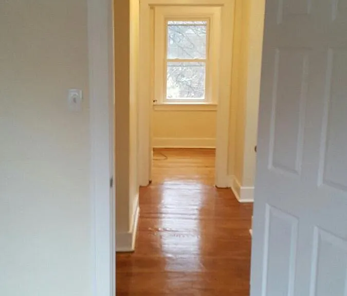 1354 Woodlawn Ave — Photo 8