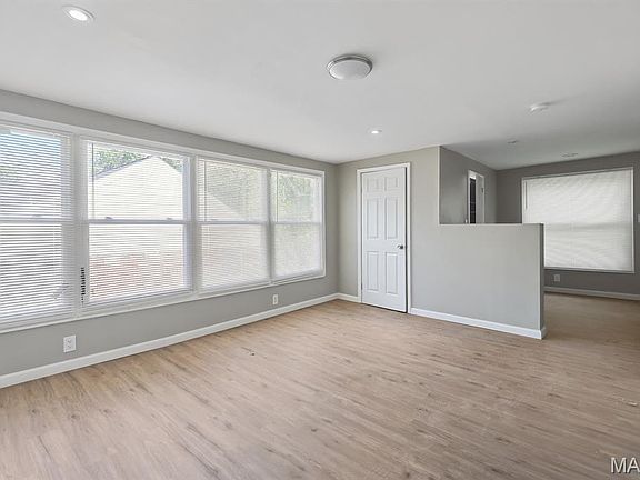 5th image of 1625 Muriel Dr