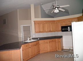 3rd image of 2360 Palm Lake Dr