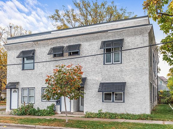 2nd image of 2229 5th St NE #1