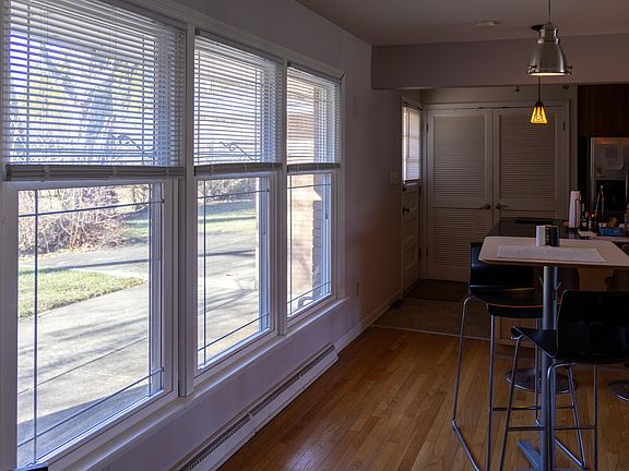 5th image of 6452 Taft St