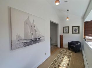 60 Truxton Rd, Island Park, NY 11558