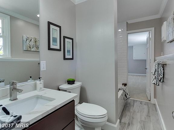 5th image of 2505 Childs Ln