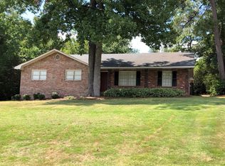 4101 Surrey Ln, Phenix City, AL 36867