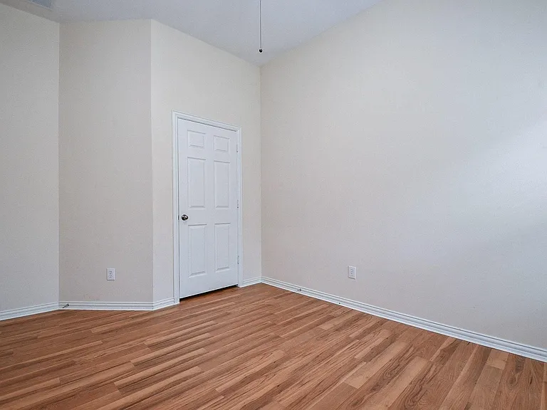 18006 Willow Cliff Ln — Photo 23