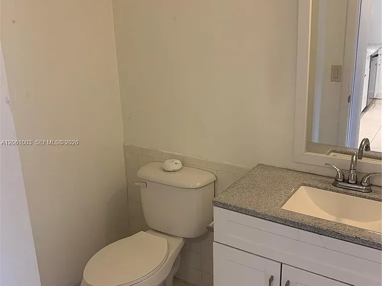3246 N Pine Island Rd #101 — Photo 16
