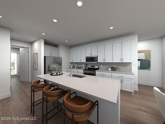 2nd image of 427 Pimento Cir