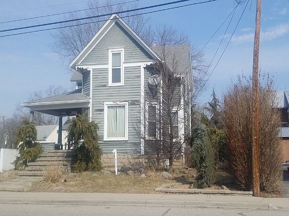2nd image of 450 W Ann Arbor Trl