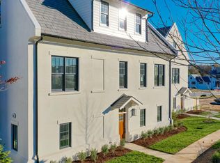 17 Bowman Rd, Greenville, SC 29615