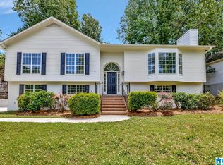 109 Loyola Cir, Helena, AL 35080