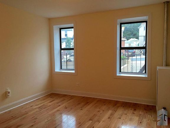 4th image of 911 McLean Ave APT F7
