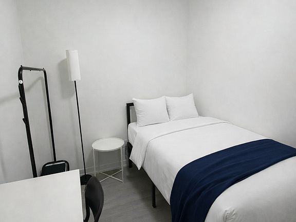 4th image of 89 Church St #12