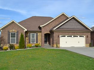2006 Autumn Ridge Dr, Sellersburg, IN 47172