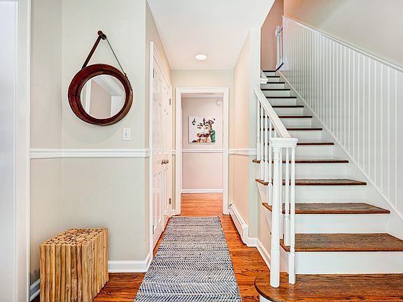 2nd image of 126 Montauk Blvd