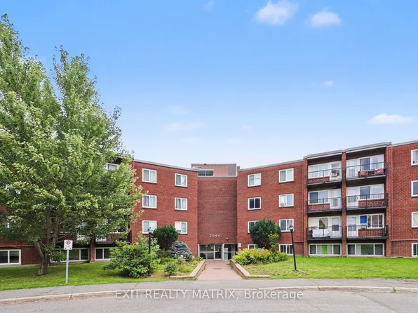 2044 Arrowsmith Dr #203, Ottawa, ON K1J 7V8