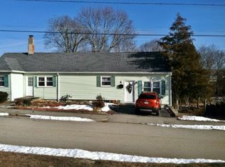 9 Crosby St, Webster, MA 01570