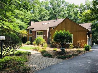 158 Equinox Dr, Lake George, NY 12845