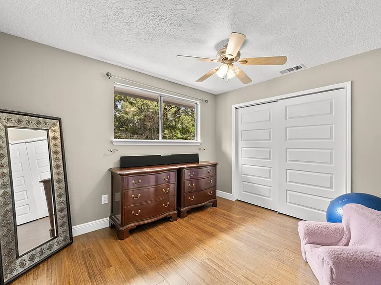 43 Hickory Oak Dr — Photo 37