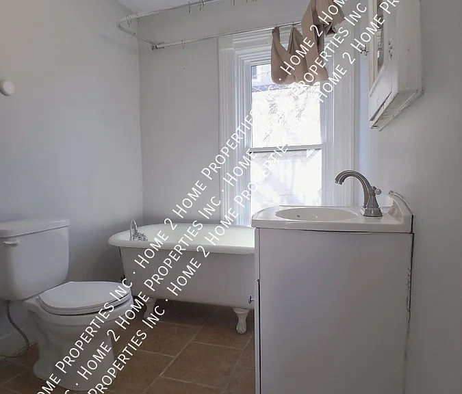 261 Curry Ave — Photo 9