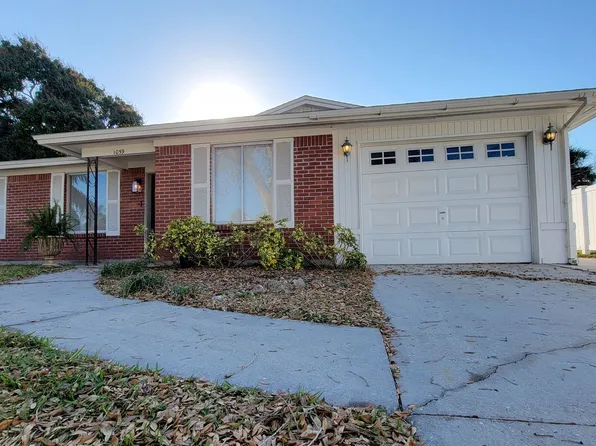 1059 Hope St, Venice, FL 34285