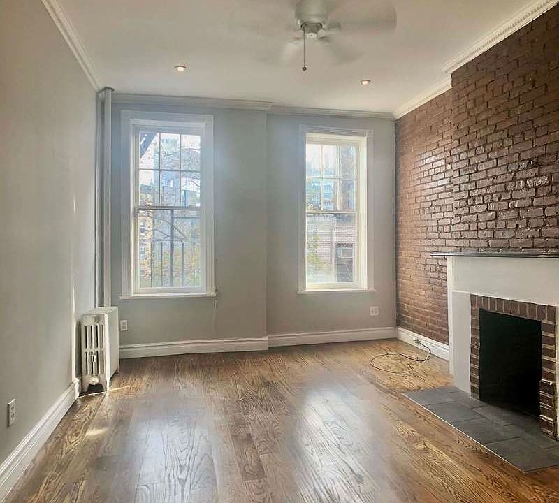 1st image of 20 7th Ave S #3A