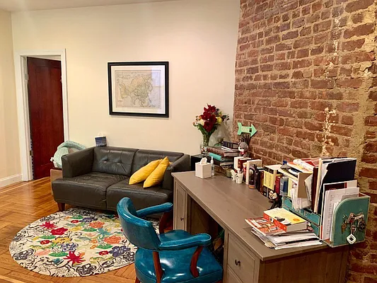 Rented by Living New York | media 2