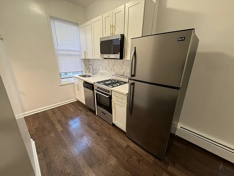 186 South St #8AA — Photo 4