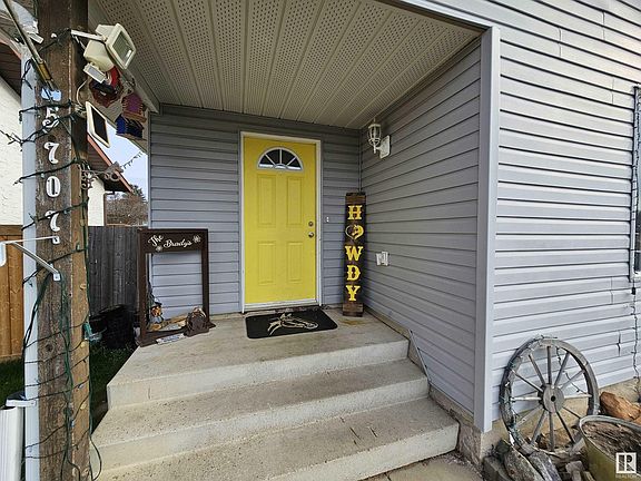 2nd image of 5707 50th St