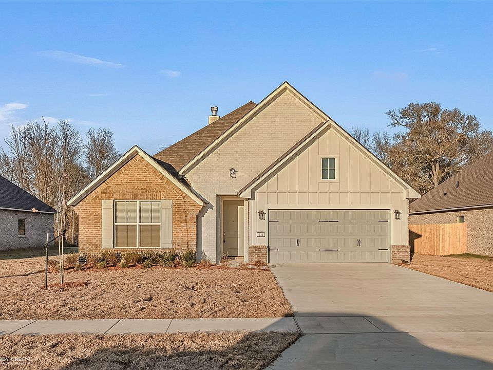 1st image of 219 Ferry Lake Dr