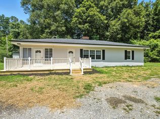 944 Dog Creek Rd, Brookneal, VA 24528