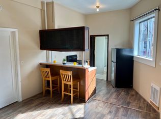 90 Main St #A2, Cathlamet, WA 98612